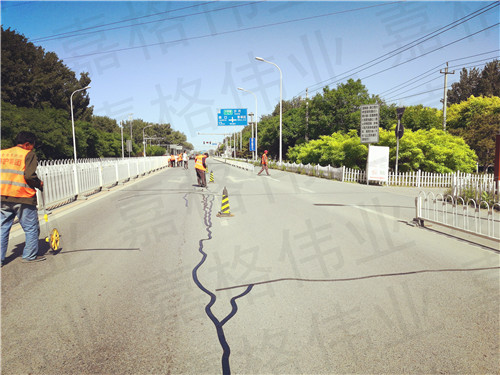 嘉格道路貼縫帶讓廣東高速公路“再生”!